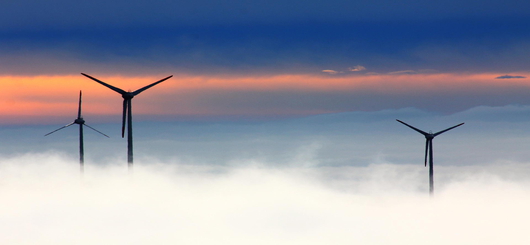 Hohe Windräder um auch die kosmischen Winde einzufangen