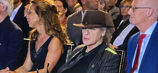 Udo zwischen Carola Veit und Bürgermeister Peter Tschentscher 