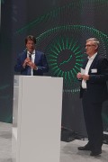 Die Begrüßungsrede hielt : CEO Automotive Jens Schüler und  Klaus Rosenfeld 