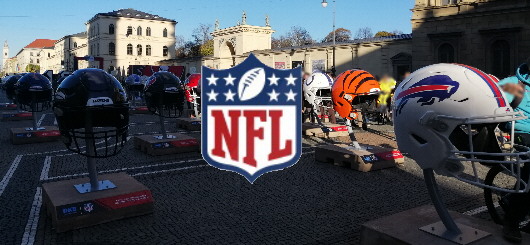 NFL Helme am Odeonsplatz
