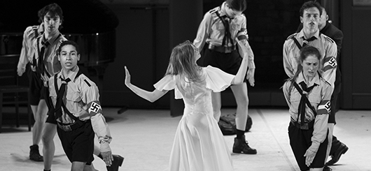 Hamburg Ballett mit »Die Unsichtbaren«