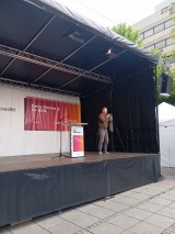 Fabio De Masi auf der Bühne, Stuttgart, Schlossplatz, 25.05.2024