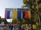 Demonstrant mit Schild, Berlin, 03.08.2024