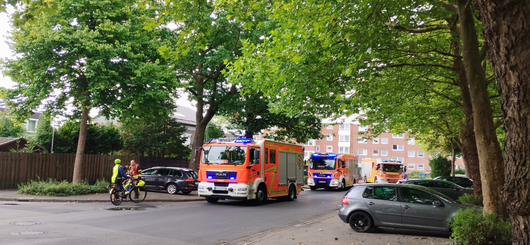 Schrecken zum Mittag die Großkolonne rückt an